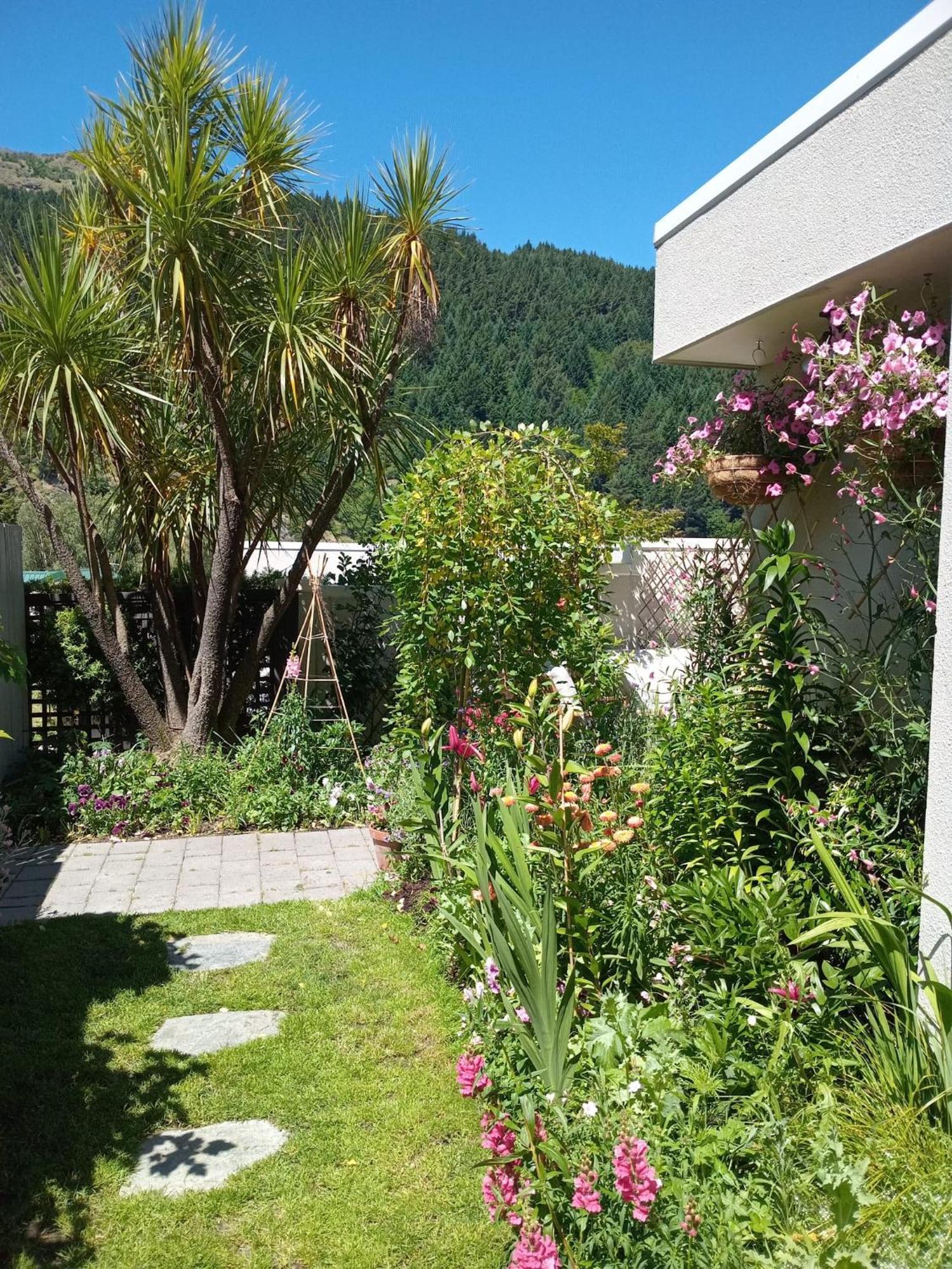 Queenstown Retreat Exteriör bild